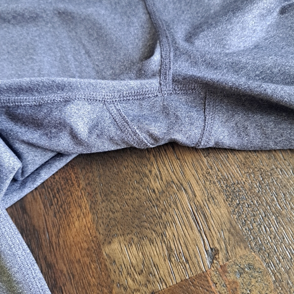 Alo Capri Leggings🩶 - Picture 5 of 8